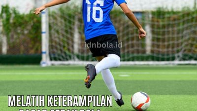 Melatih Keterampilan Dasar Sepak Bola