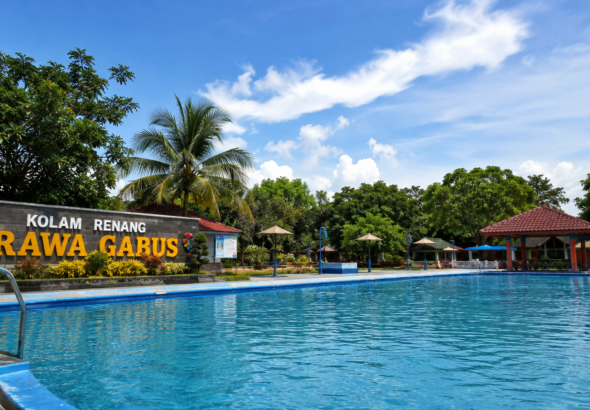 Kolam Renang Rawa Gabus