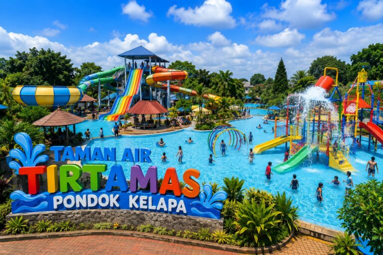 Kolam Renang Taman Air